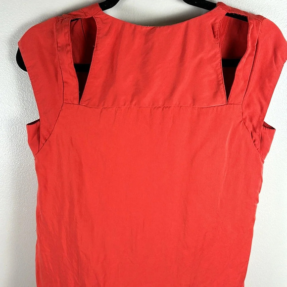 Maeve Cap Sleeve Blouse - Picture 8 of 9